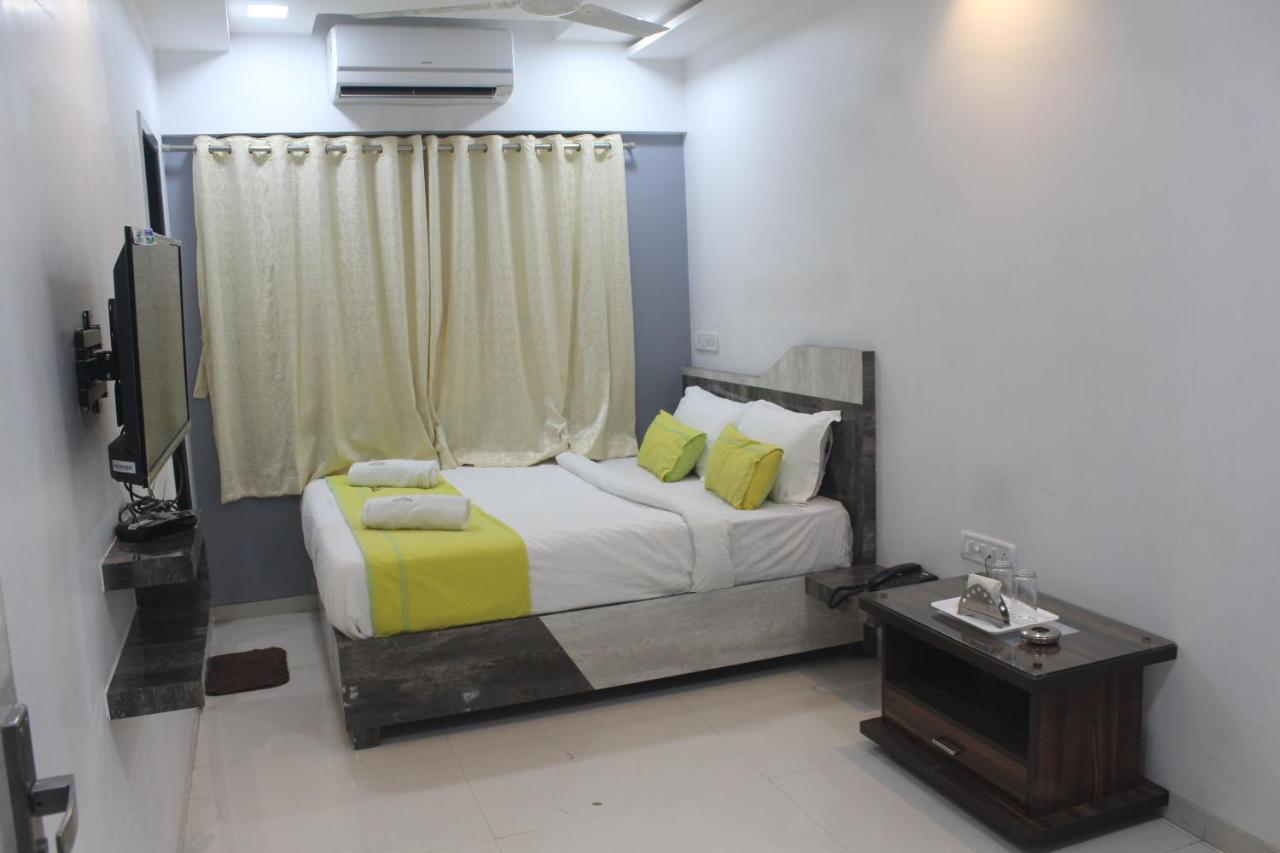מומביי Hotel Park Inn Andheri West מראה חיצוני תמונה